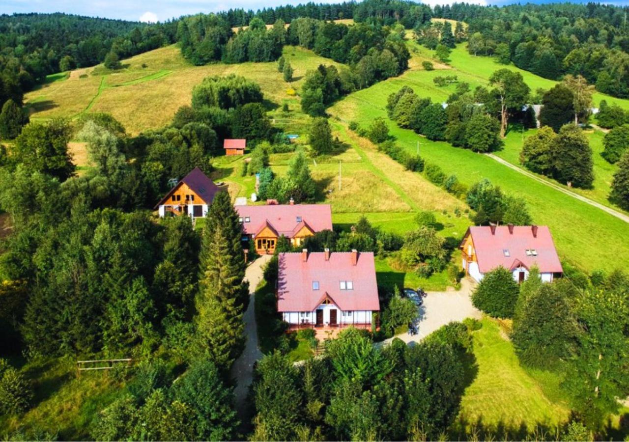 Rezydencja Bukowy Dwor Czarna  Exterior photo